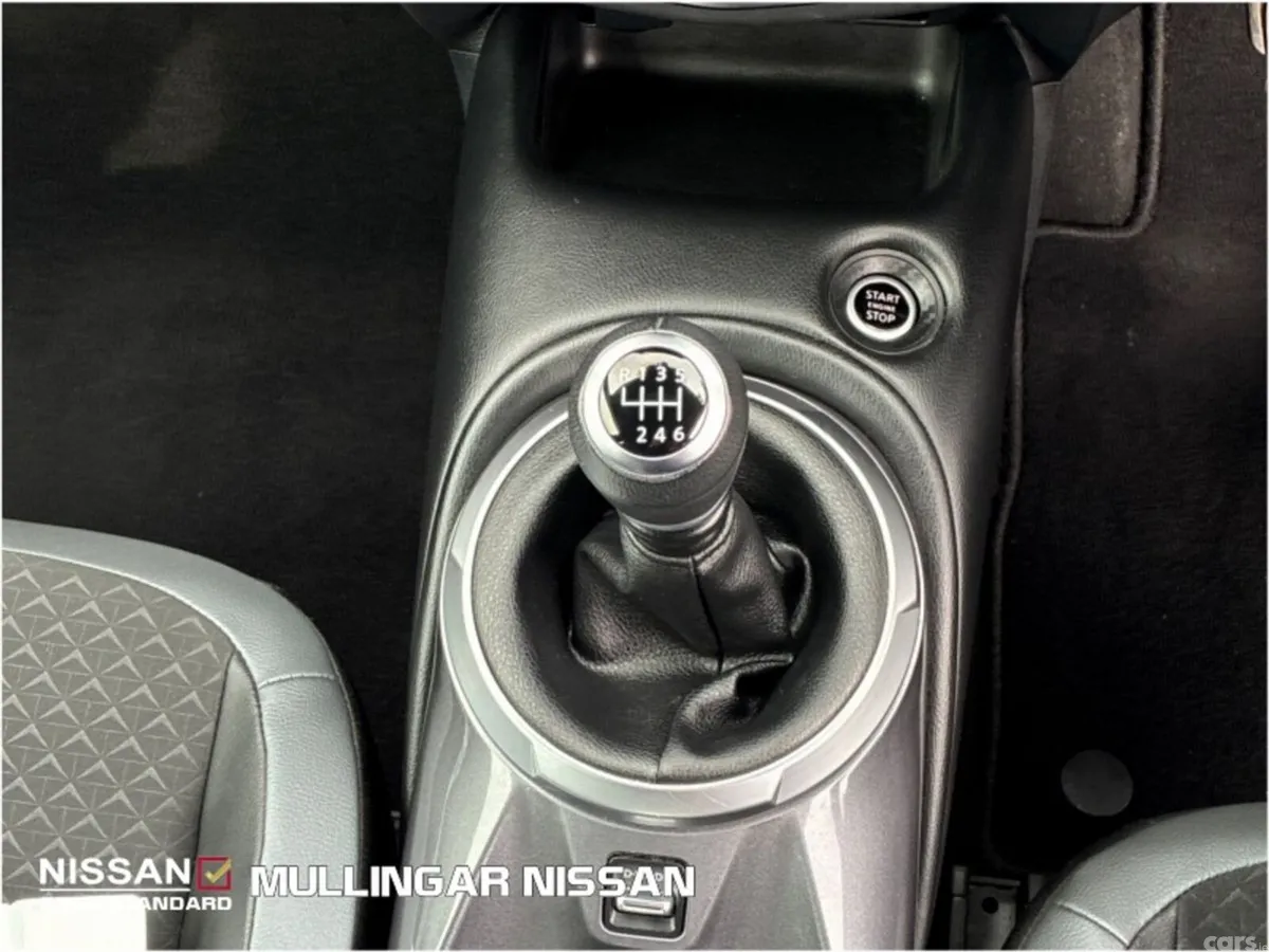 Nissan Juke SUV, Petrol, 2023, Blue
