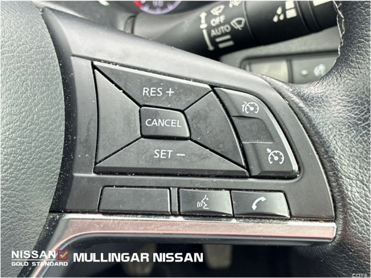 Nissan Juke SUV, Petrol, 2023, Blue