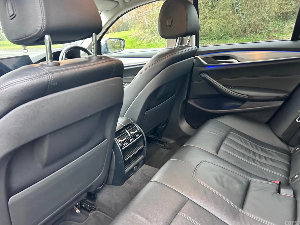 BMW 5-Series Saloon, Petrol Plug-in Hybrid, 2017, Blue
