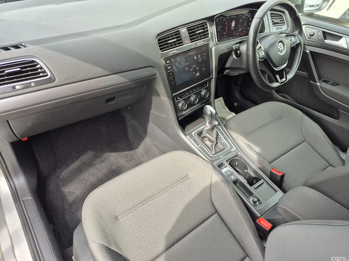 Volkswagen Golf Hatchback, Petrol, 2018, Grey