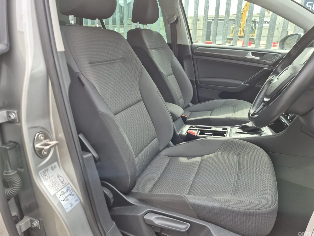 Volkswagen Golf Hatchback, Petrol, 2018, Grey