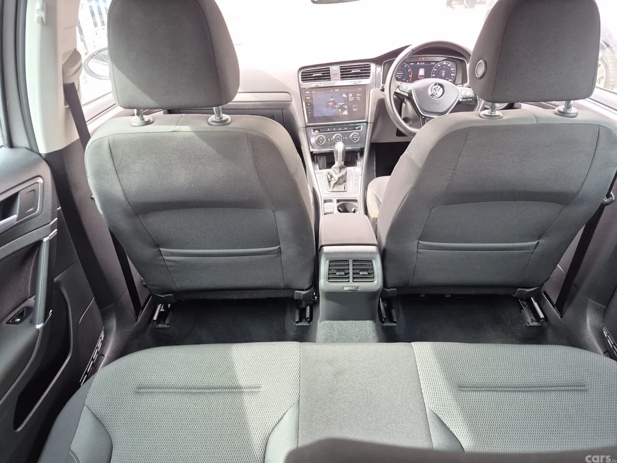 Volkswagen Golf Hatchback, Petrol, 2018, Grey
