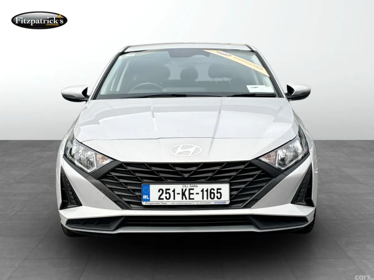 Hyundai i20 Hatchback, Petrol, 2025, Grey