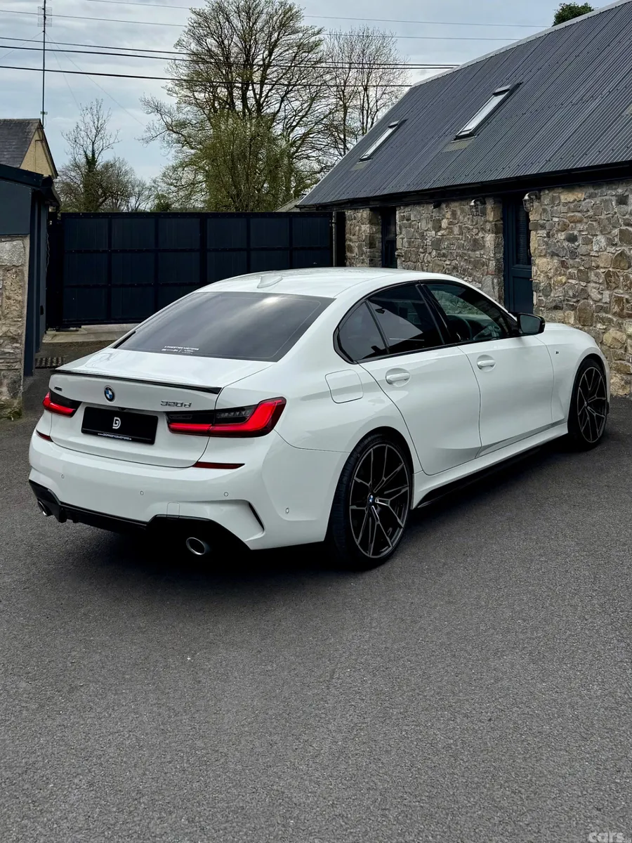 BMW 3-Series Saloon, Diesel, 2019, White