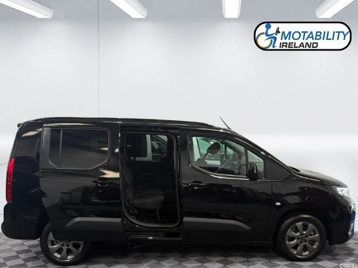 Opel Combo MPV, Diesel, 2026, Black
