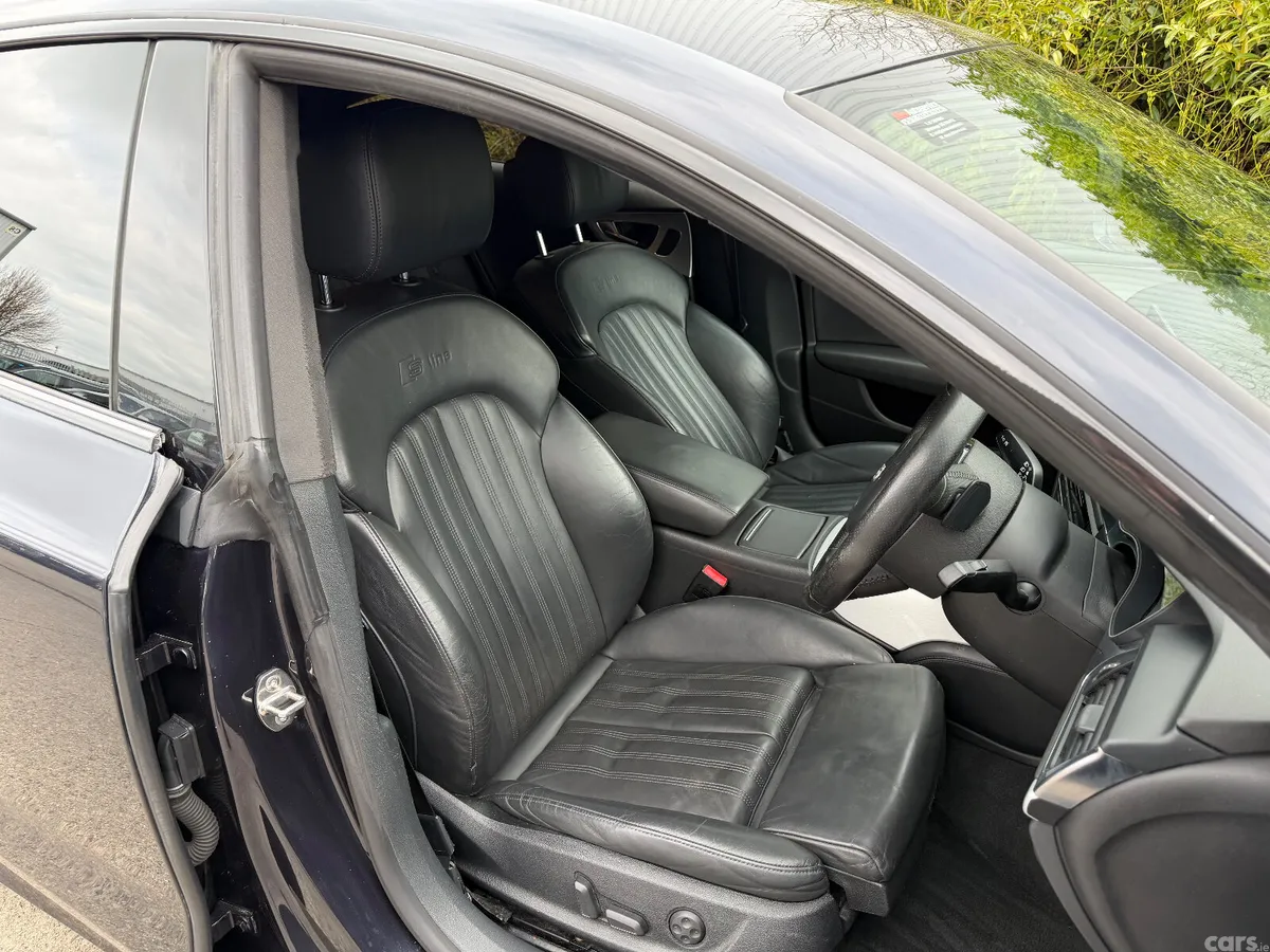 Audi A7 Hatchback, Diesel, 2013, Blue