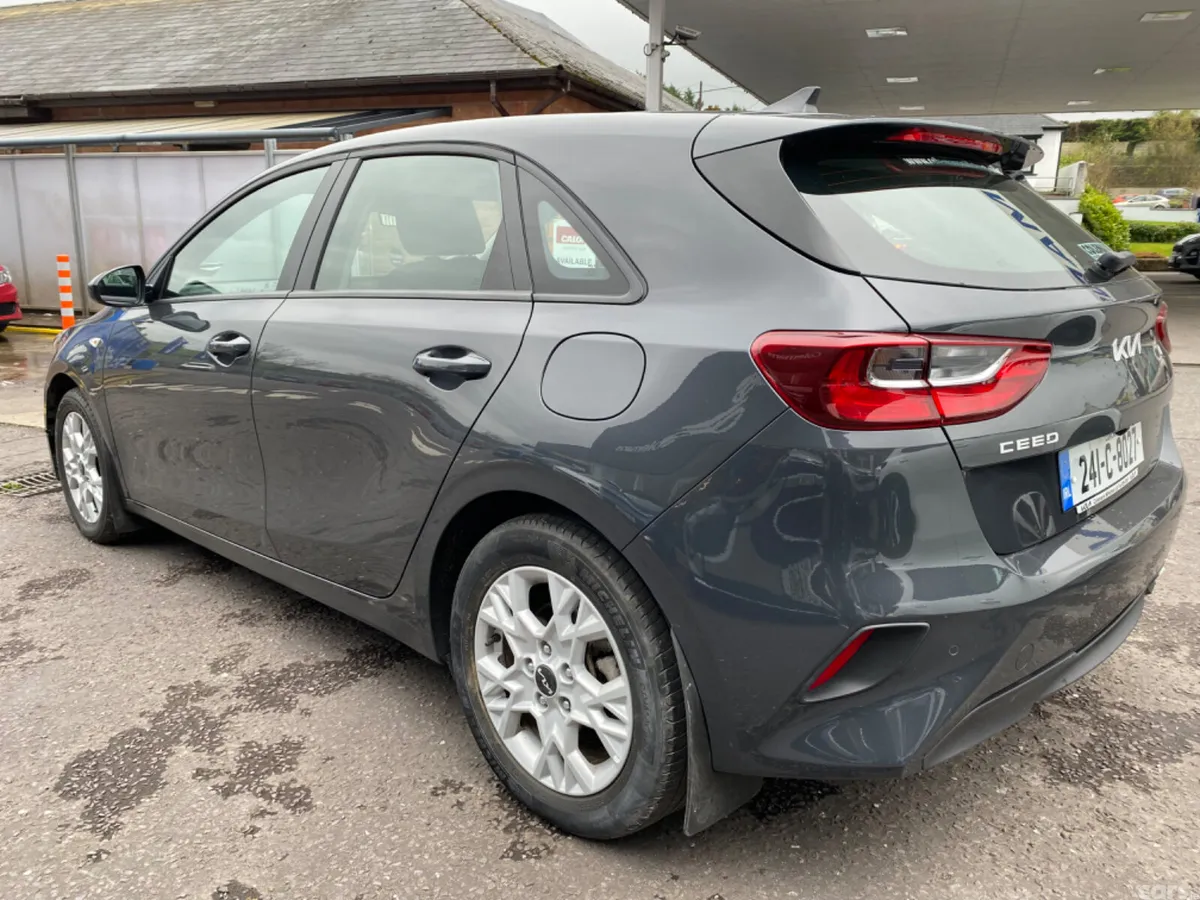 Kia Ceed Hatchback, Diesel Hybrid, 2024, Grey