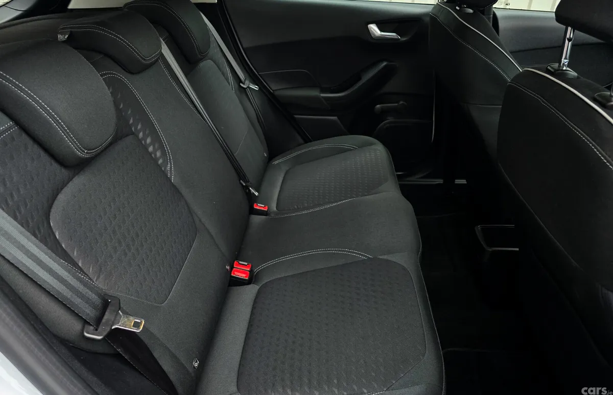 Ford Fiesta Hatchback, Petrol, 2019, White