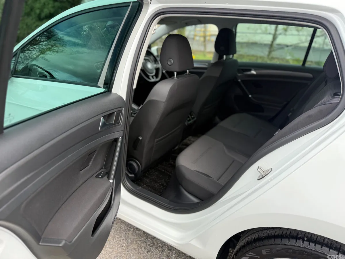 Volkswagen Golf Hatchback, Petrol, 2019, White