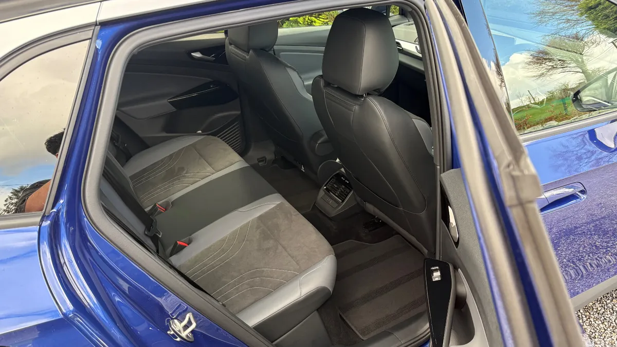 Volkswagen ID.4 Estate, Electric, 2026, Blue