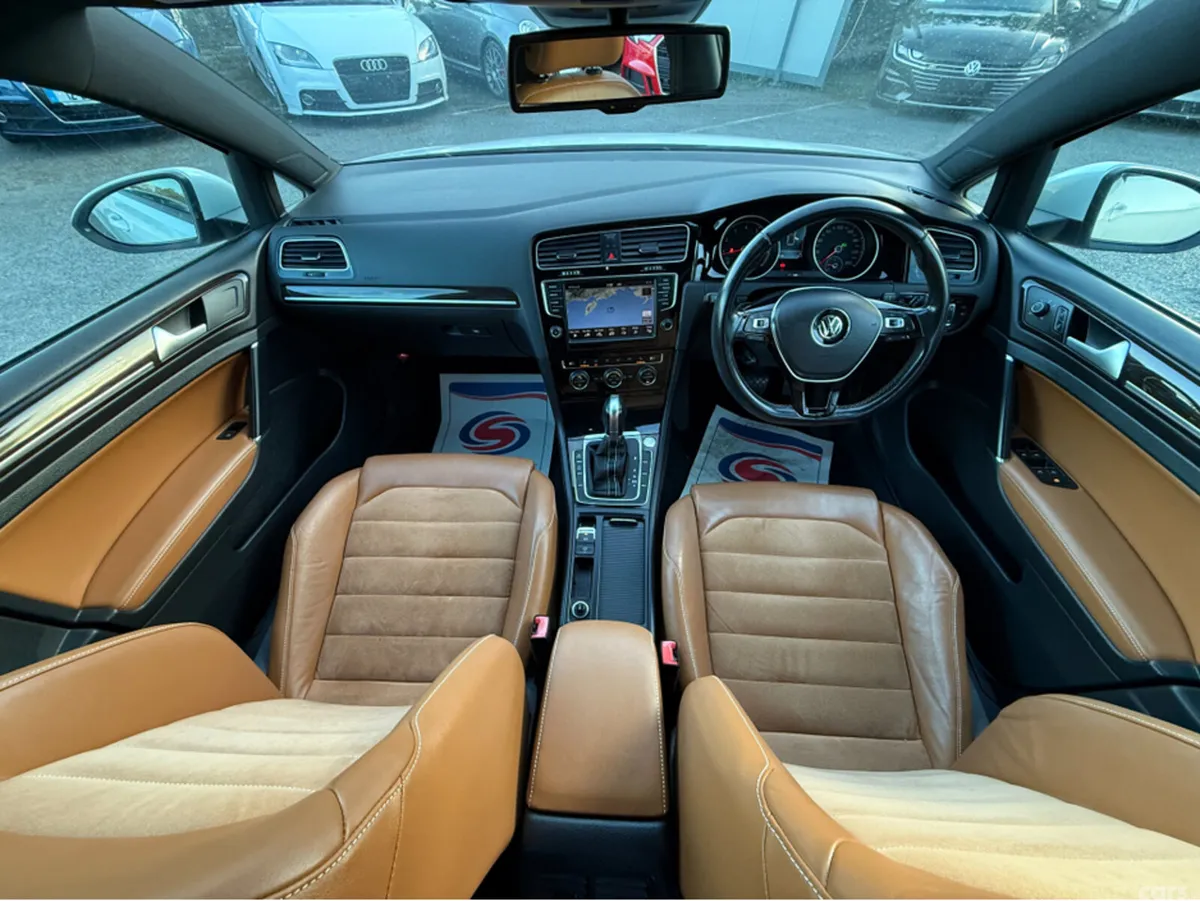 Volkswagen Golf Hatchback, Petrol, 2015, White