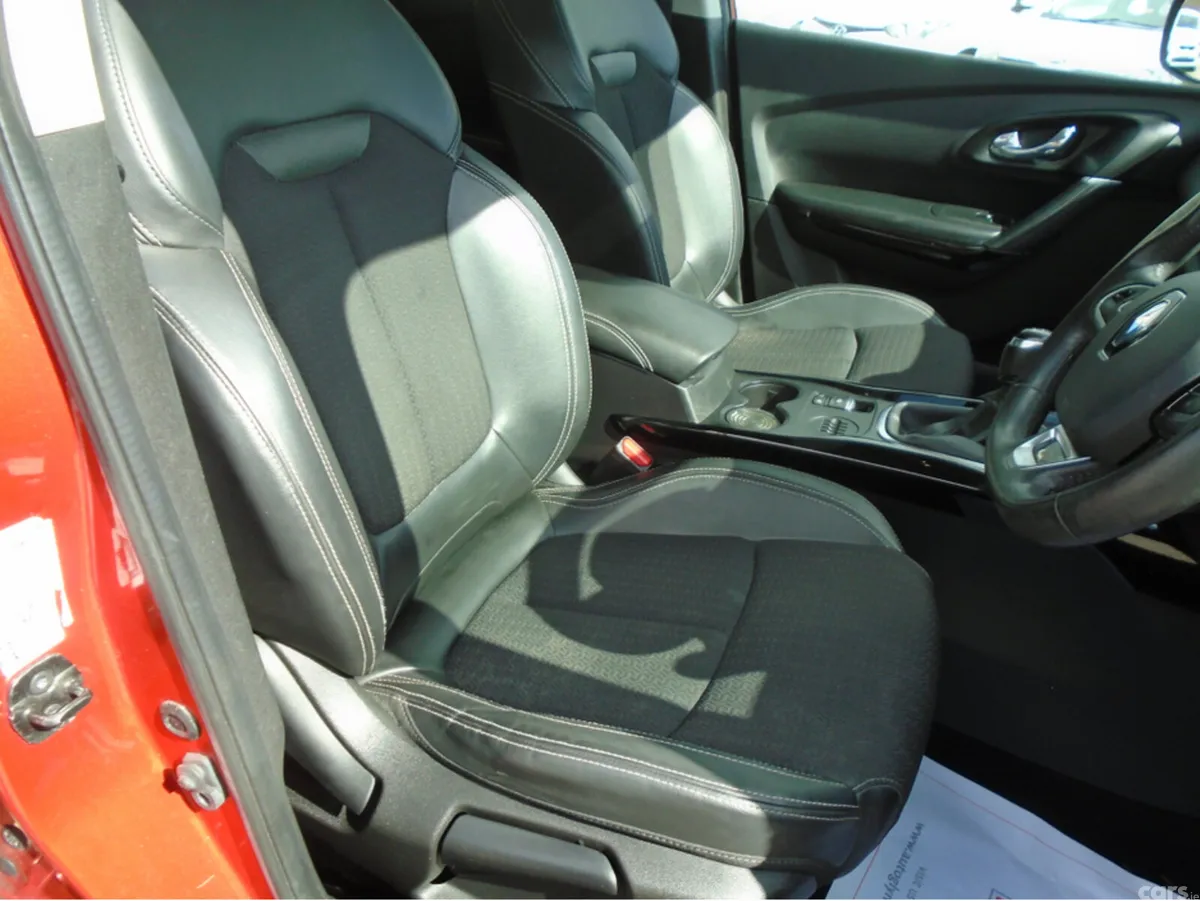 Renault Kadjar SUV, Diesel, 2015, Red