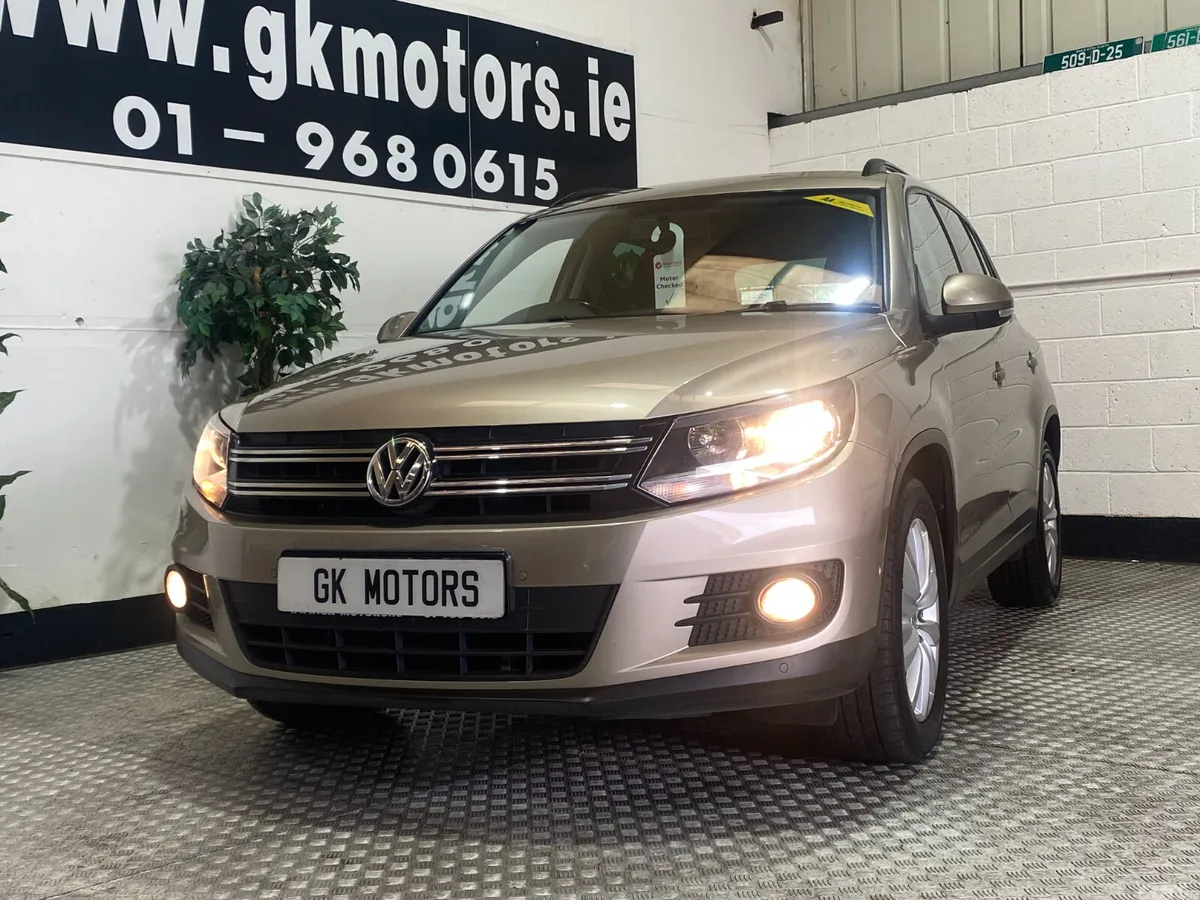 Volkswagen Tiguan SUV, Diesel, 2014, Brown