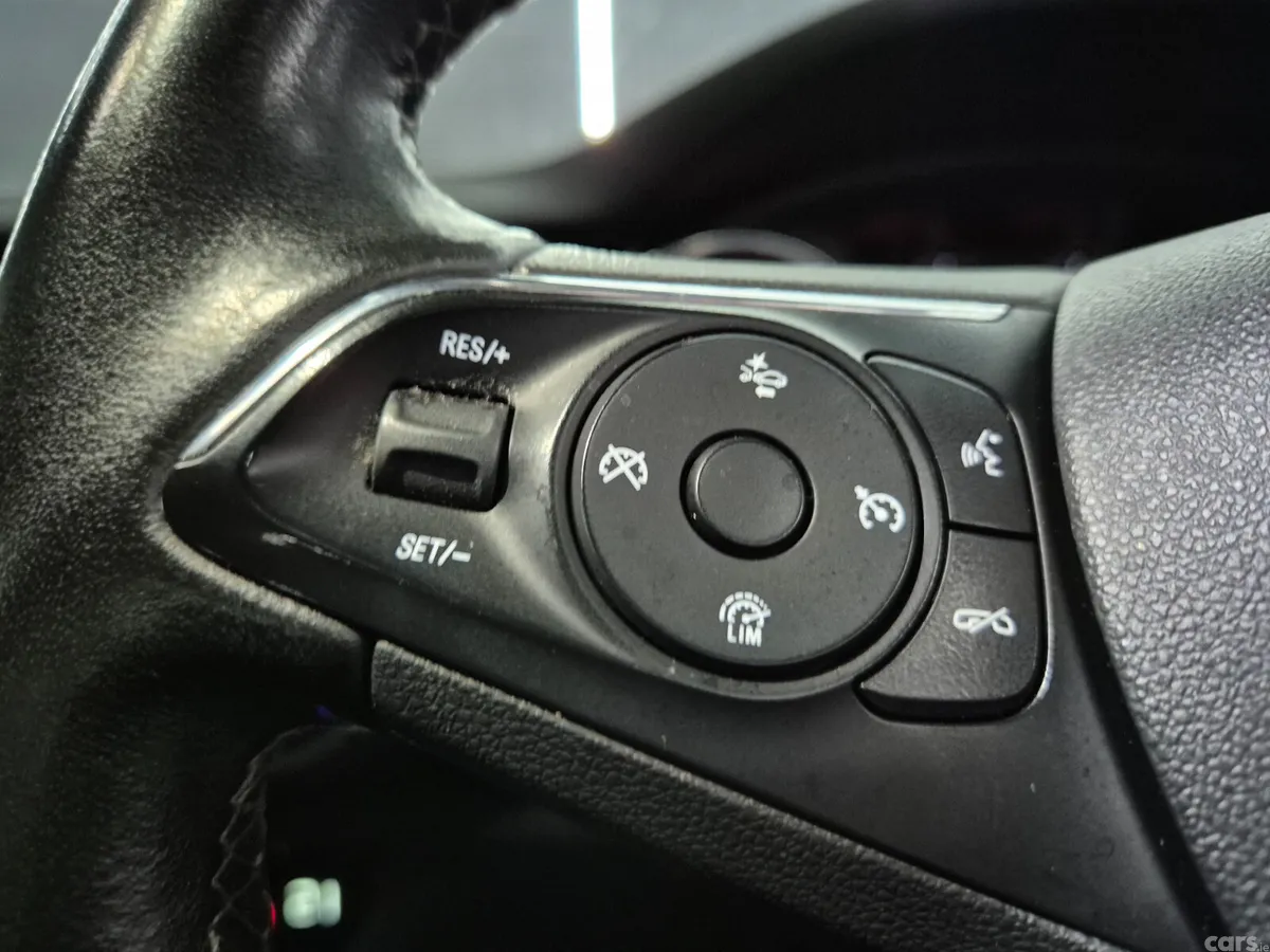 Vauxhall Insignia Estate, Diesel, 2018, Red