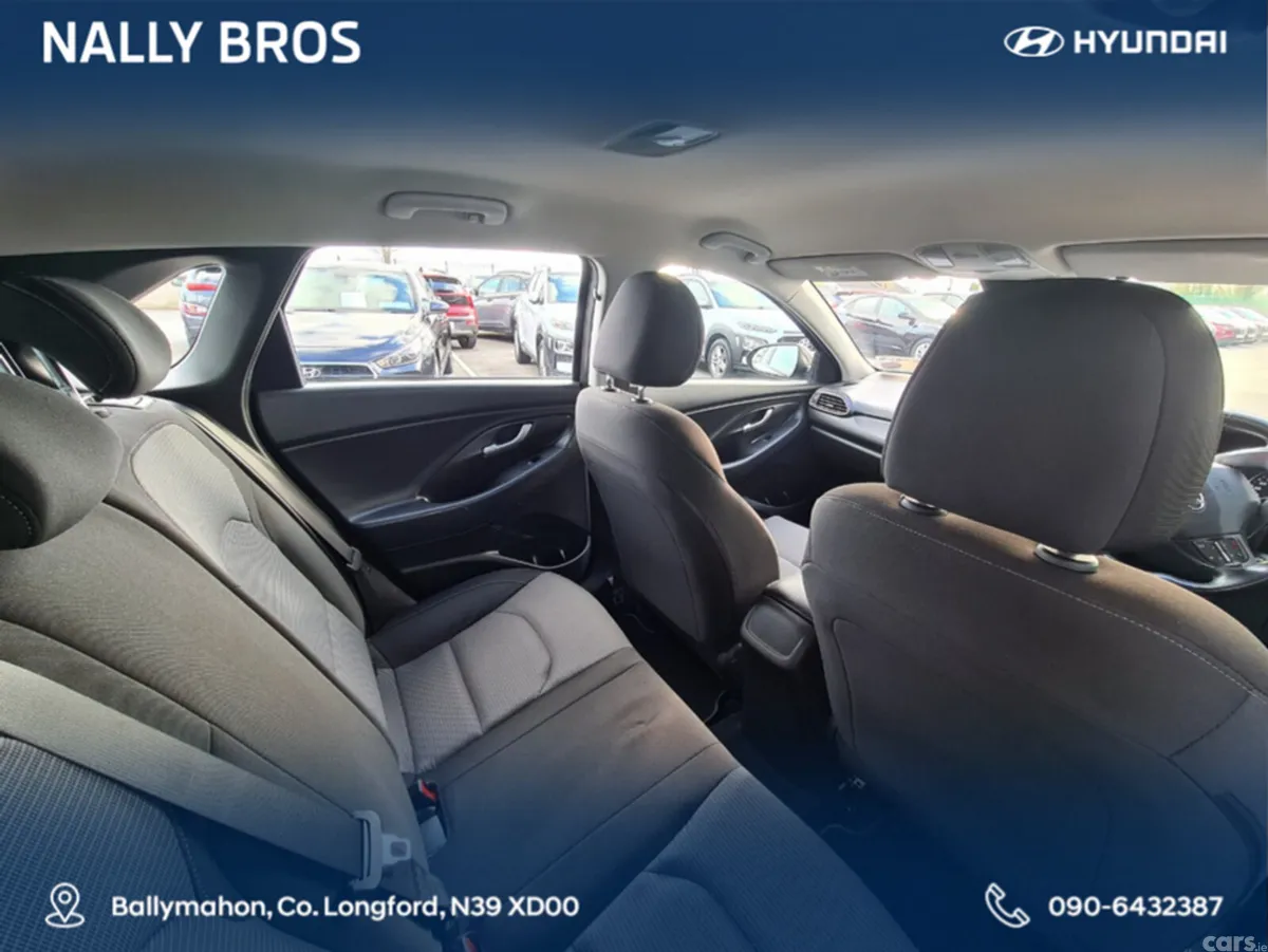 Hyundai i30 Hatchback, Diesel, 2019, Brown