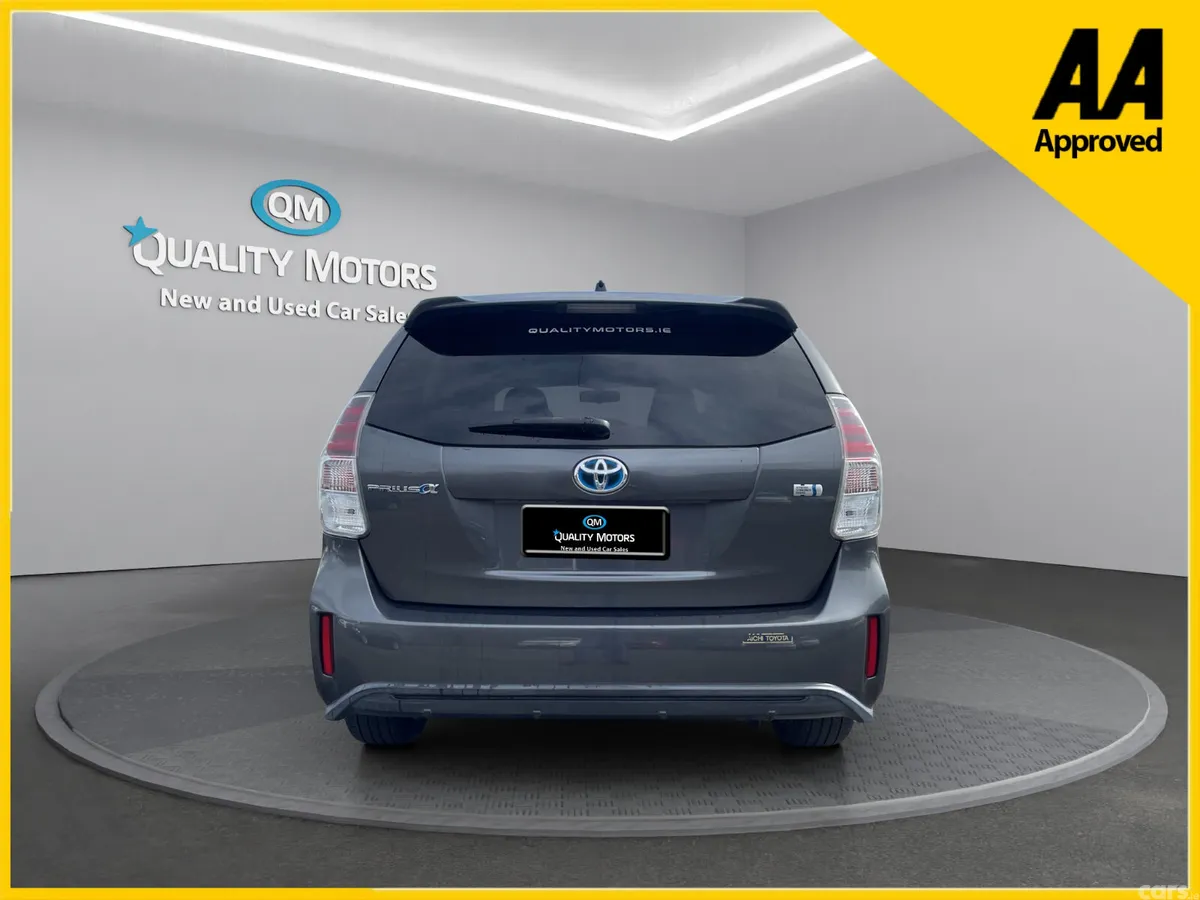 Toyota Prius Hatchback, Petrol Hybrid, 2015, Grey