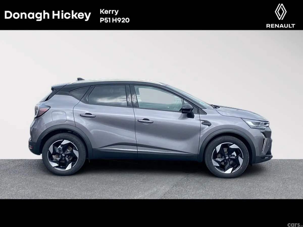 Renault Captur SUV, Petrol, 2026, Grey