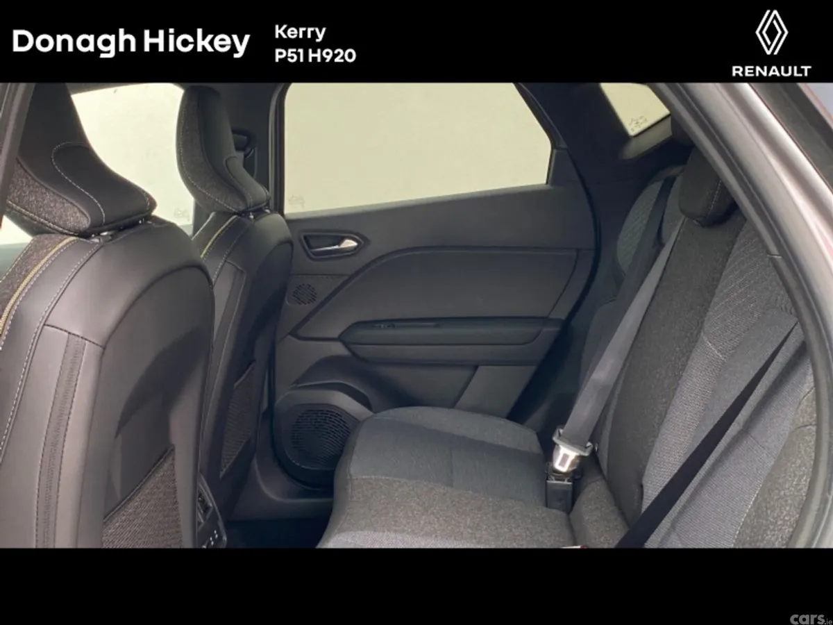 Renault Captur SUV, Petrol, 2026, Grey