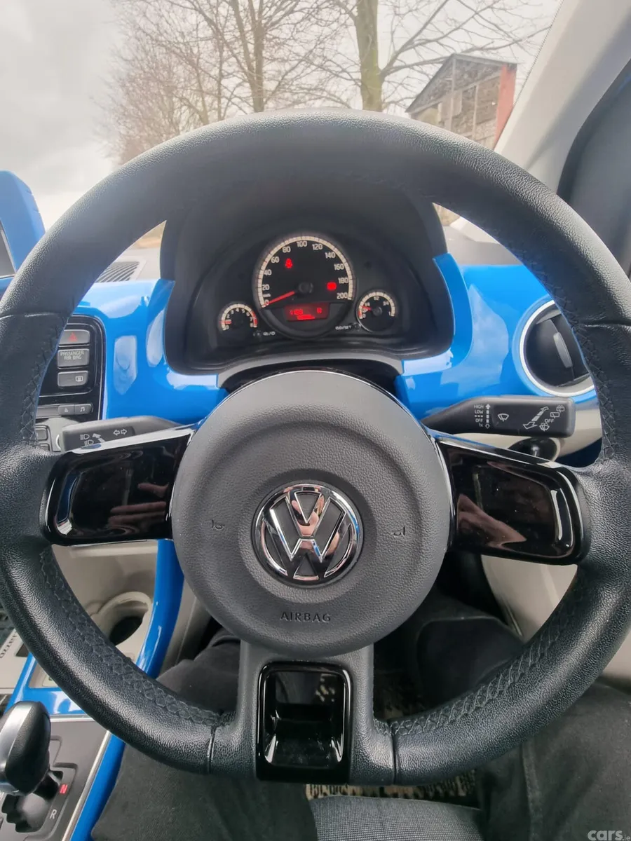 Volkswagen up! Hatchback, Petrol, 2015, Blue
