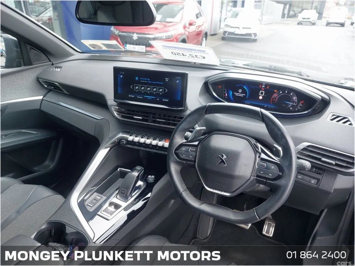 Peugeot 3008 MPV, Petrol, 2023, Black