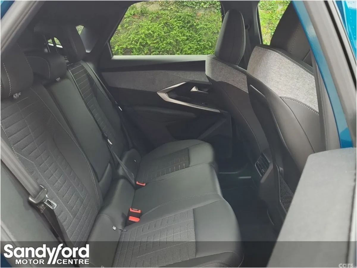 Peugeot 3008 SUV, Petrol Hybrid, 2026, Blue