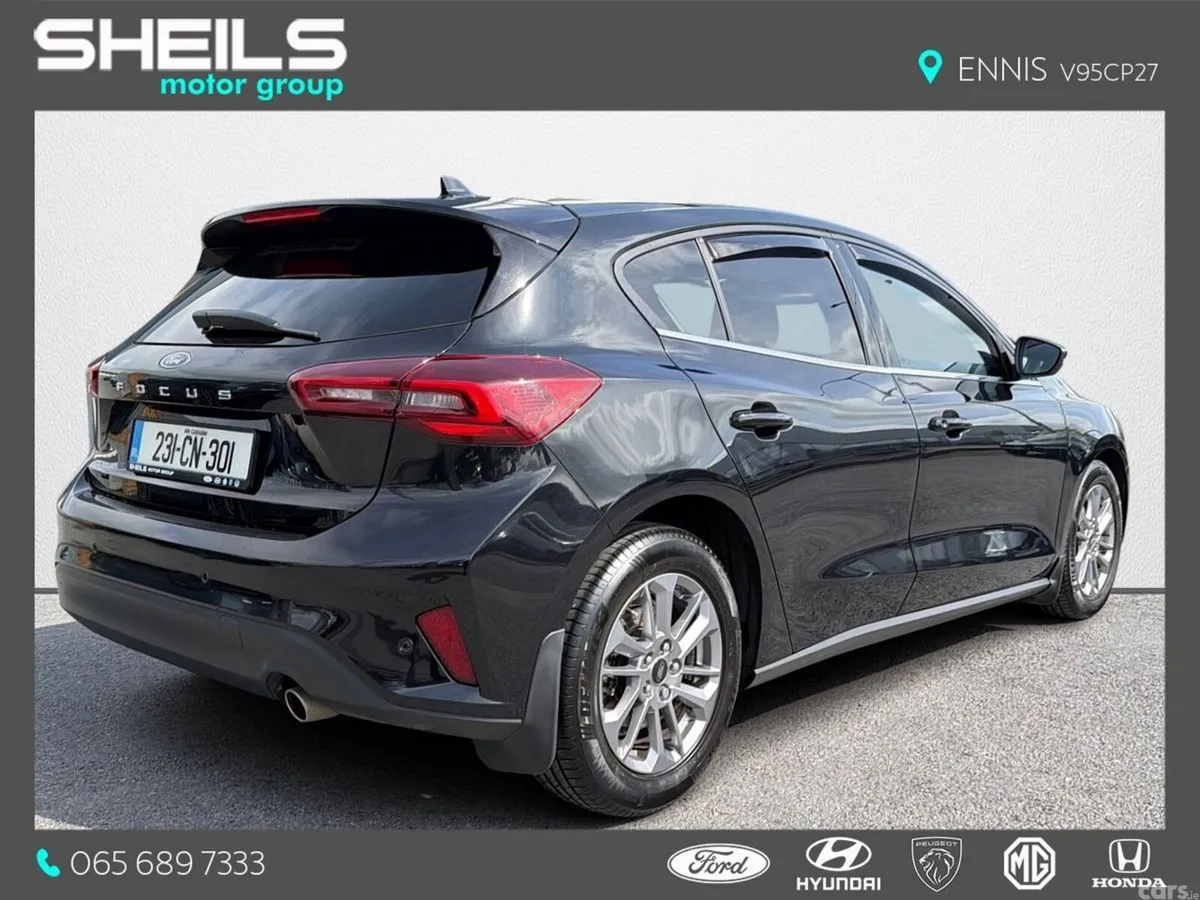 Ford Focus Hatchback, Petrol, 2023, Black