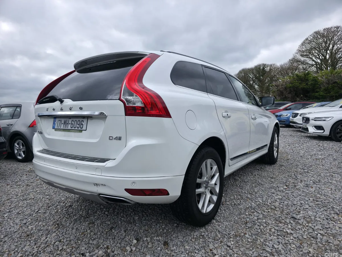 Volvo XC60 SUV, Diesel, 2017, White