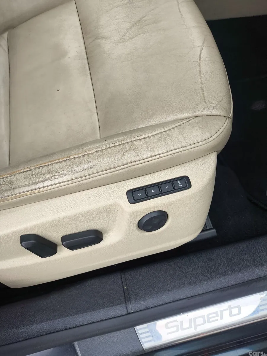 Skoda Superb Saloon, Diesel, 2015, Black