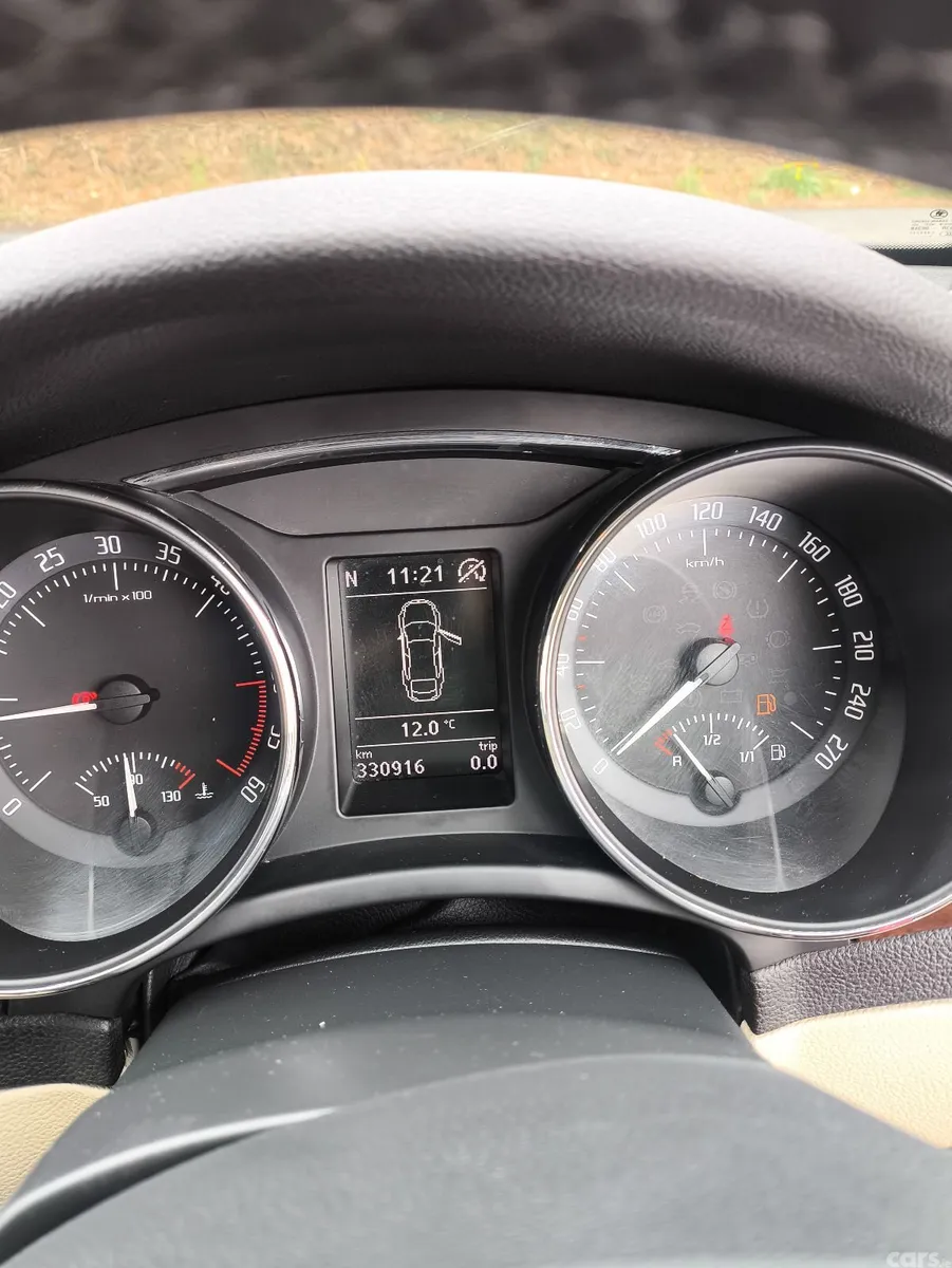 Skoda Superb Saloon, Diesel, 2015, Black