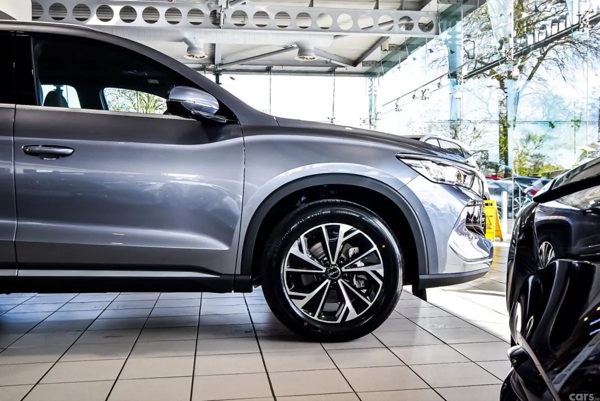 BYD SEALION 5 SUV, Petrol Plug-in Hybrid, 2026, Grey