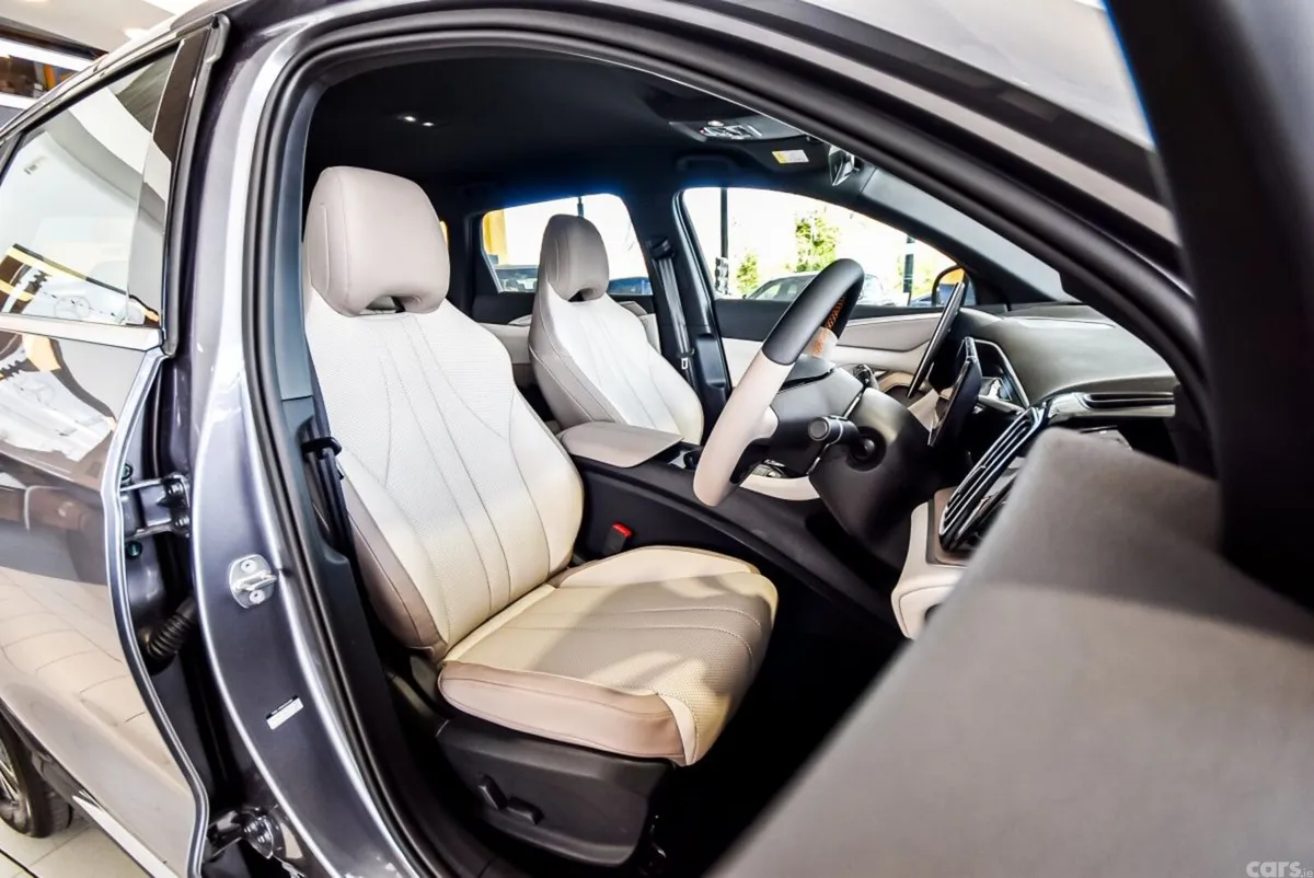 BYD SEALION 5 SUV, Petrol Plug-in Hybrid, 2026, Grey