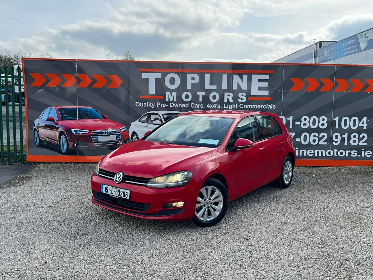 Volkswagen Golf Hatchback, Petrol, 2015, Red