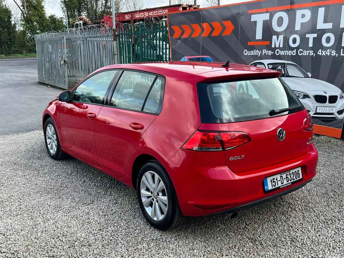 Volkswagen Golf Hatchback, Petrol, 2015, Red