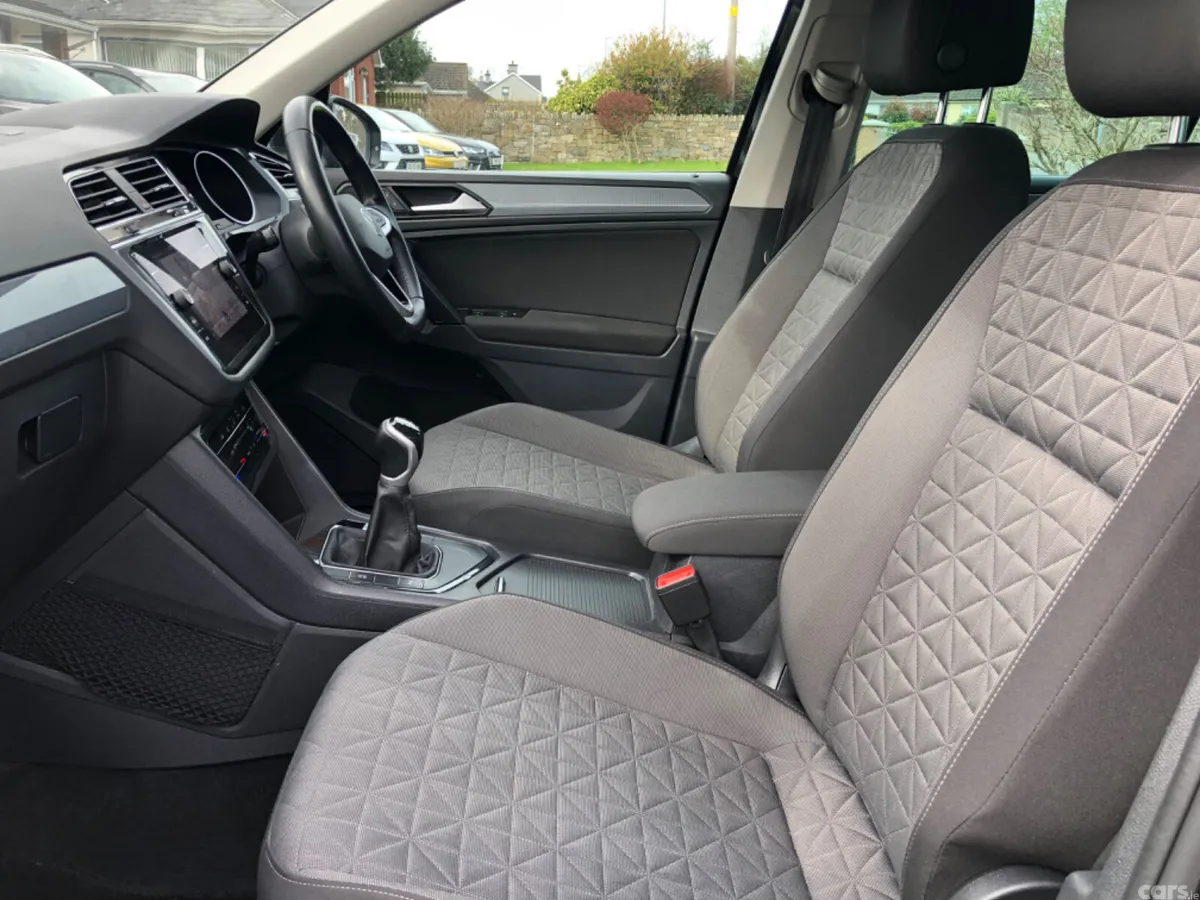 Volkswagen Tiguan SUV, Diesel, 2023, Black