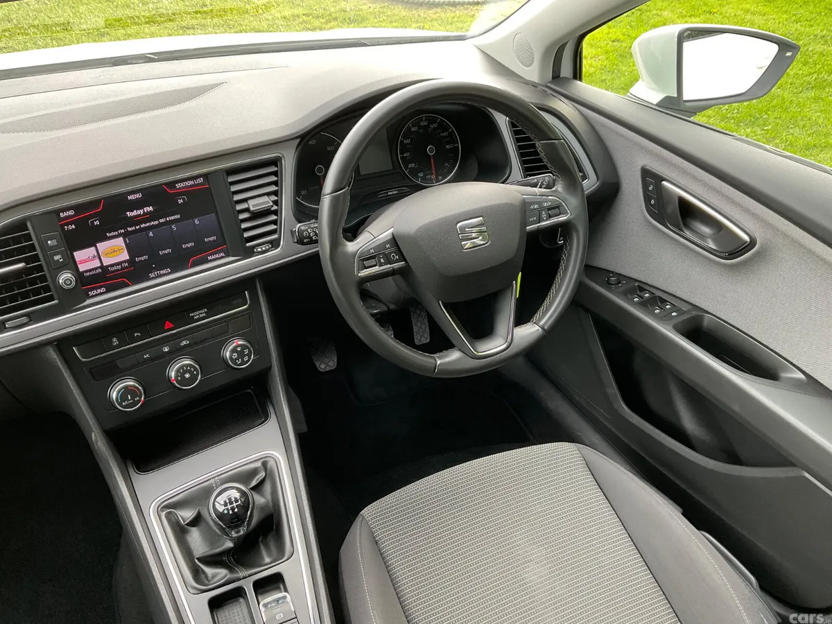 SEAT Leon Hatchback, Diesel, 2020, White