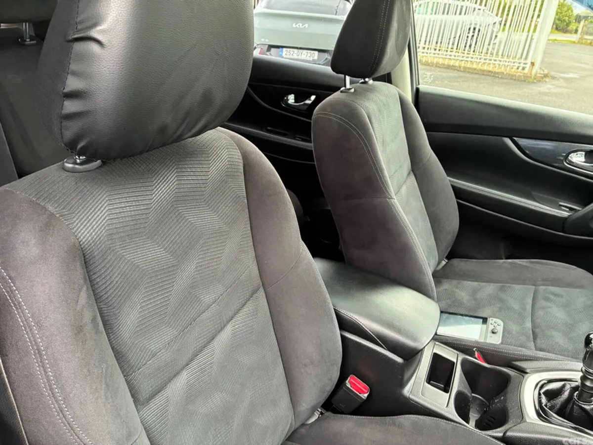 Nissan X-Trail SUV, Diesel, 2017, Black