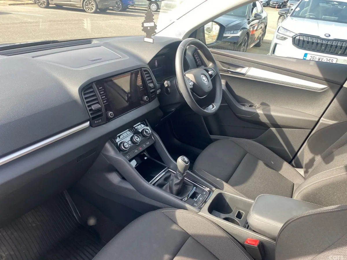 Skoda Karoq Estate, Petrol, 2024, Grey