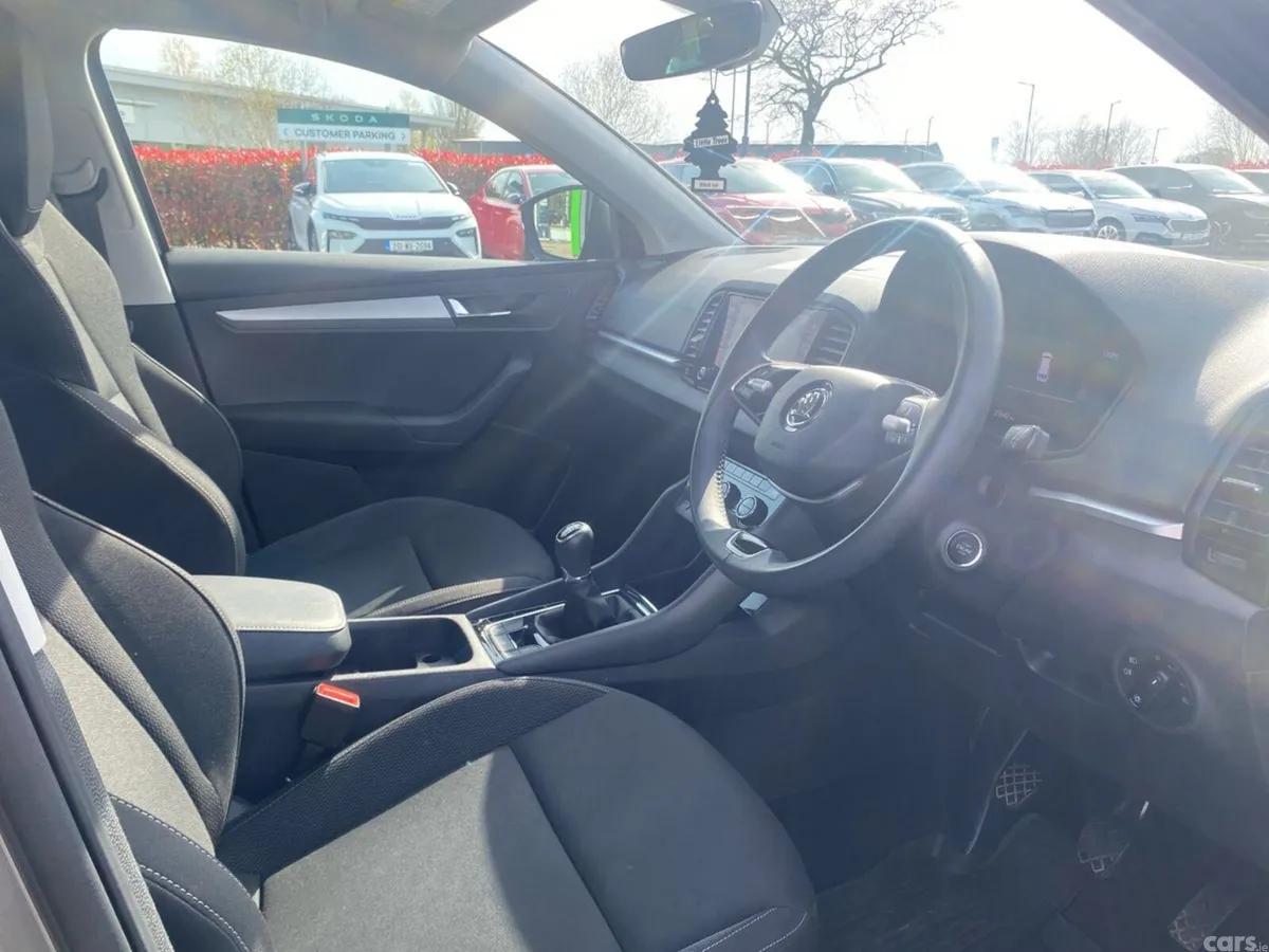 Skoda Karoq Estate, Petrol, 2024, Grey
