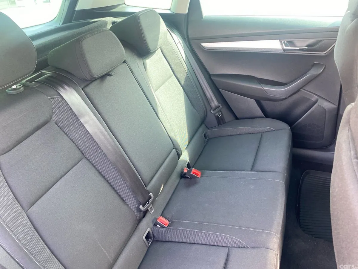 Skoda Karoq Estate, Petrol, 2024, Grey