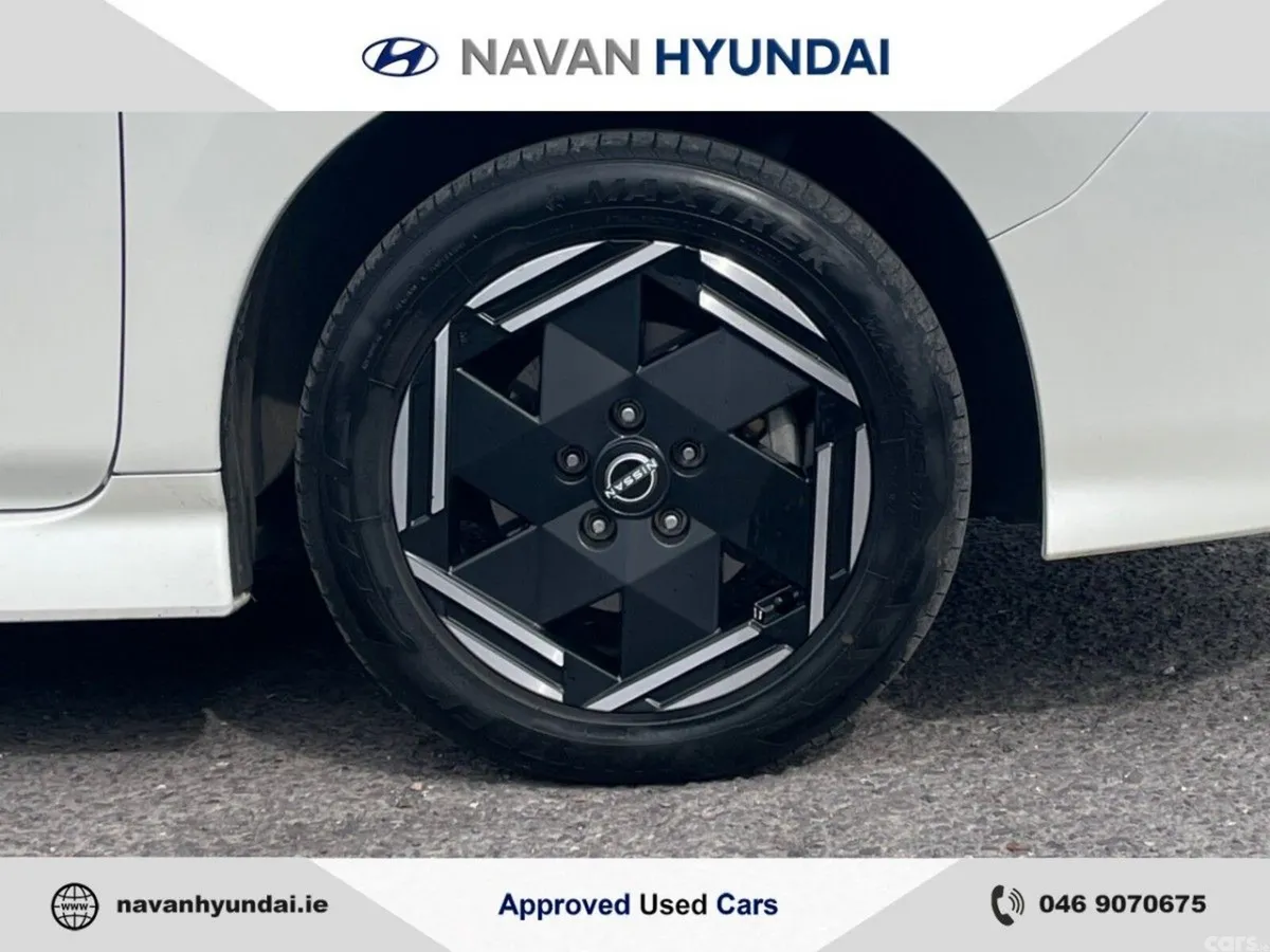 Nissan Leaf Hatchback, Electric, 2024, White