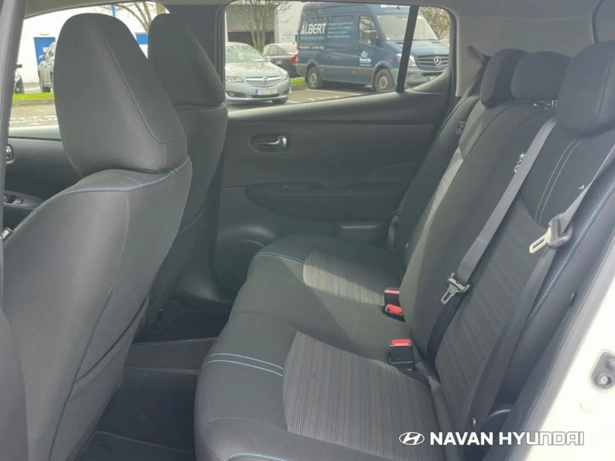 Nissan Leaf Hatchback, Electric, 2024, White