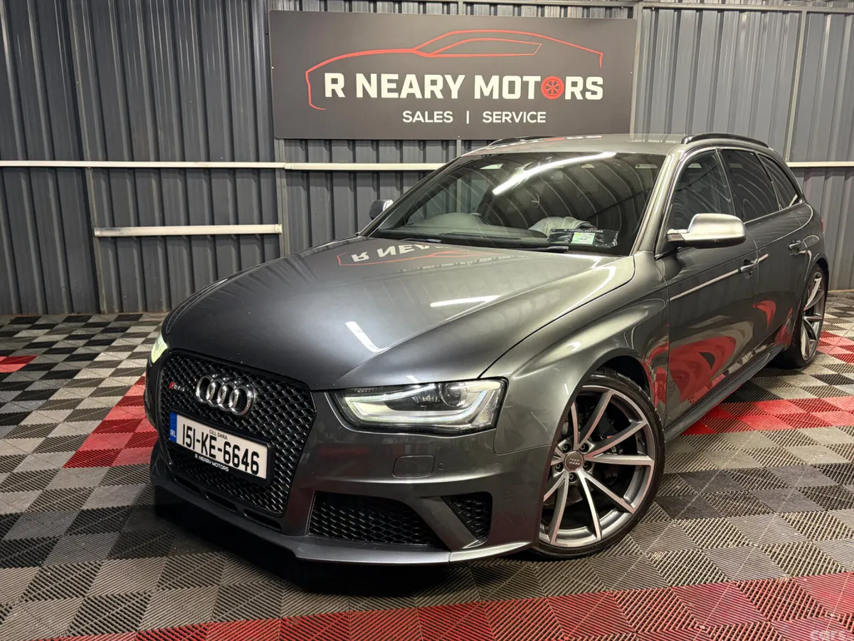 Audi RS4 Estate, Petrol, 2015, Grey