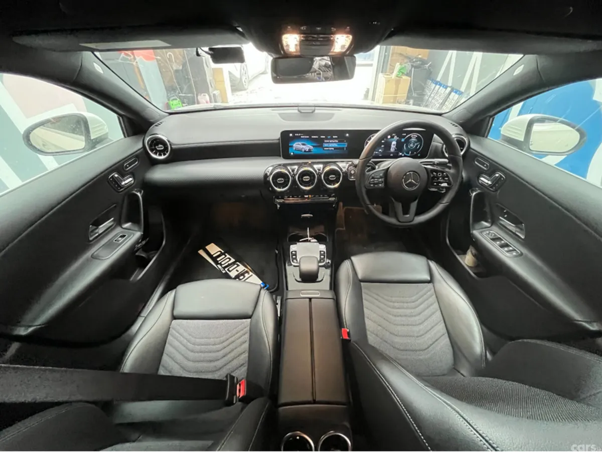 Mercedes-Benz A-Class Hatchback, Diesel, 2019, White