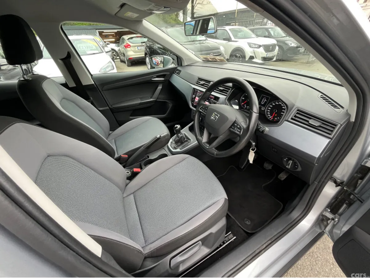 SEAT Arona Hatchback, Diesel, 2018, Grey