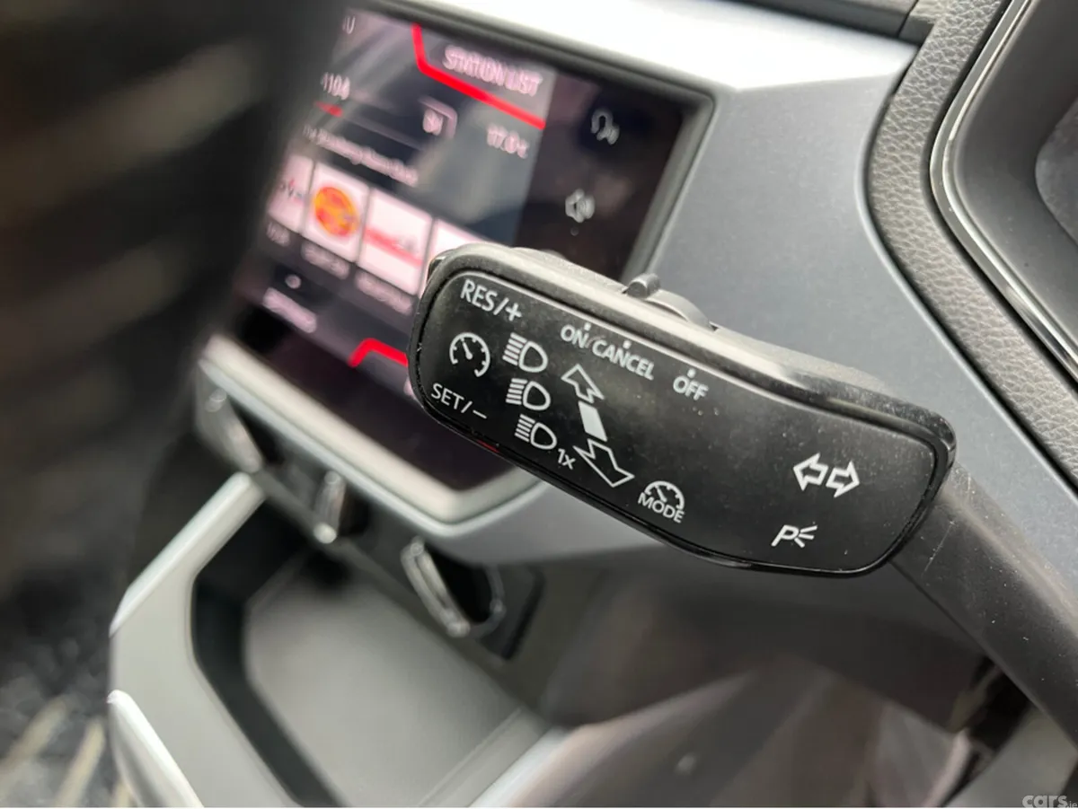 SEAT Arona Hatchback, Diesel, 2018, Grey