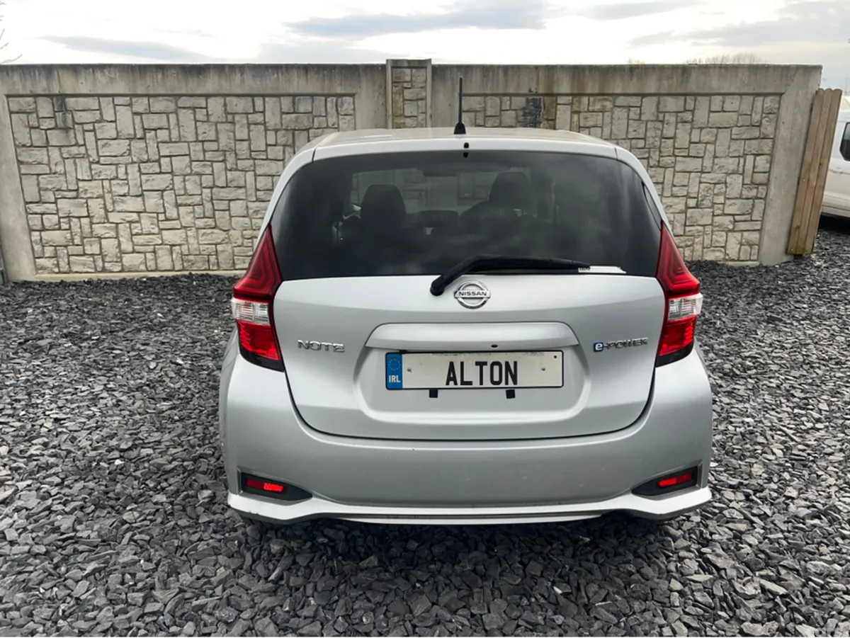 Nissan Note MPV, Petrol, 2018, Silver