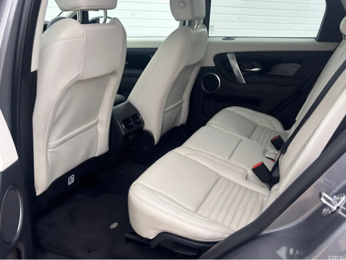 Land Rover Discovery Sport Estate, Petrol Plug-in Hybrid, 2022, Grey