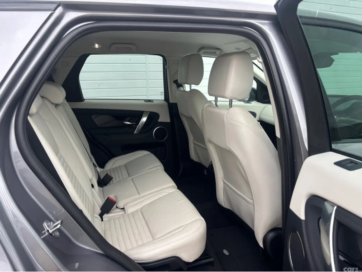 Land Rover Discovery Sport Estate, Petrol Plug-in Hybrid, 2022, Grey