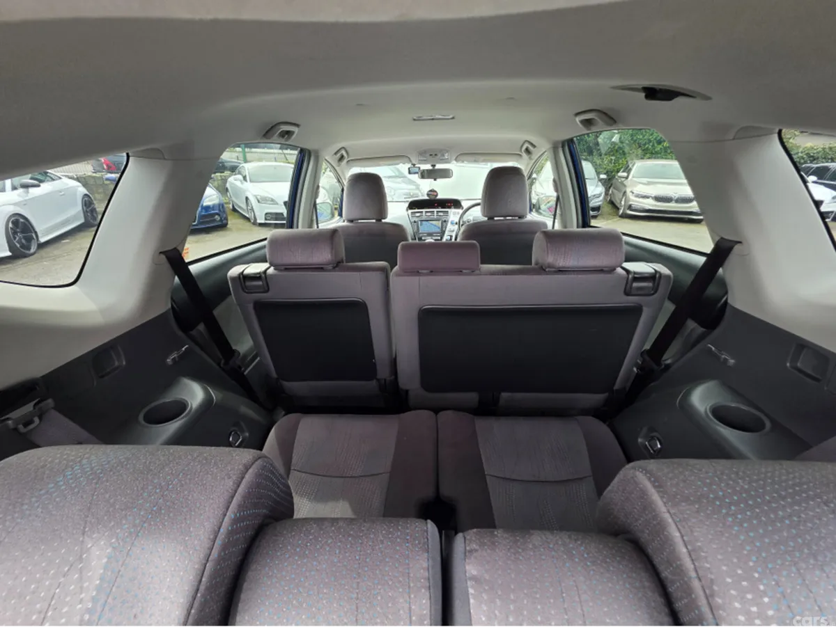 Toyota Prius MPV, Petrol Hybrid, 2013, Blue