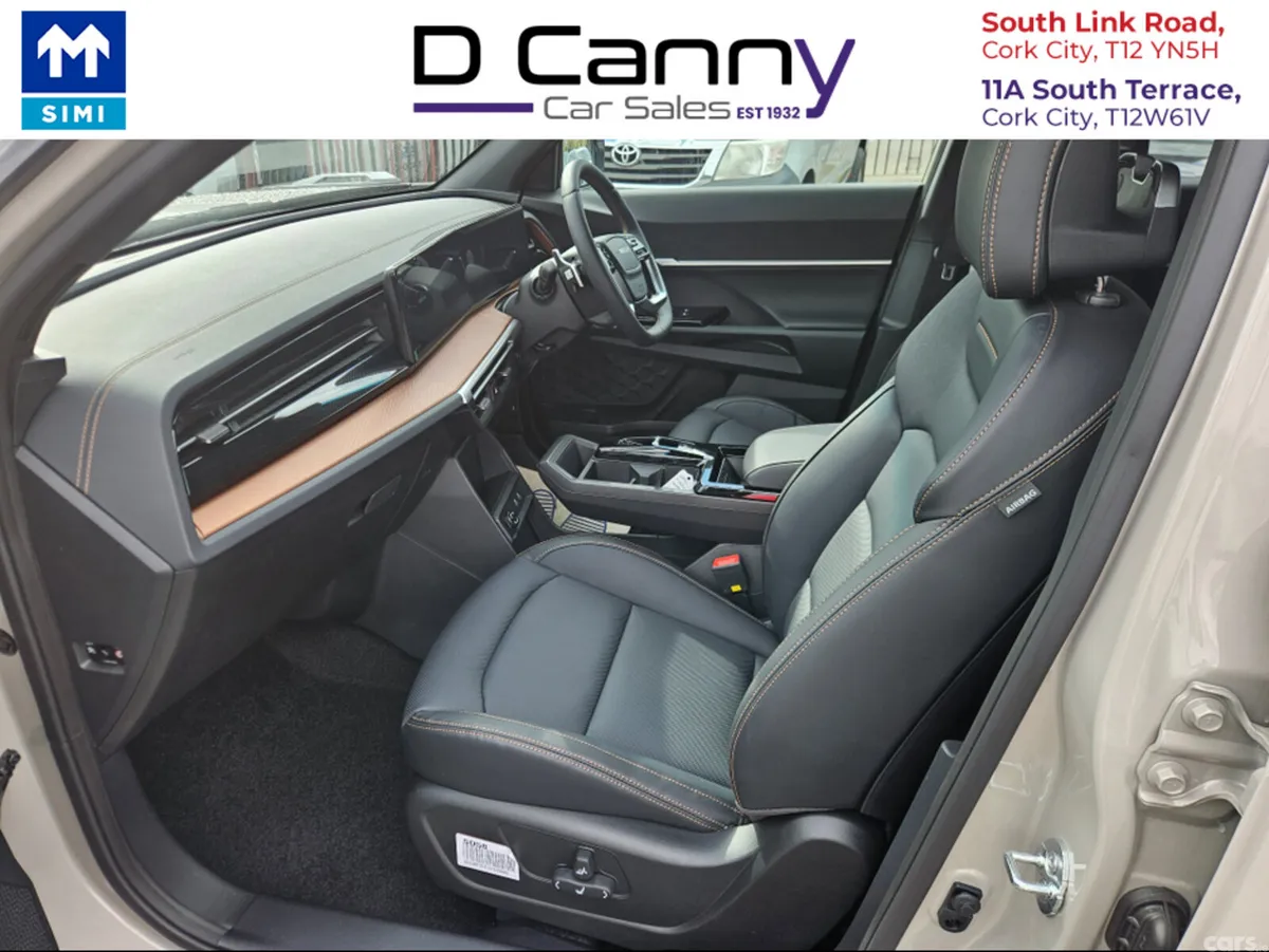 KGM Torres MPV, Petrol Hybrid, 2026, Beige